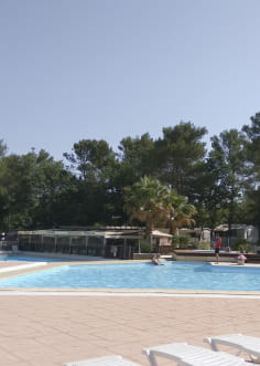 piscine et soleil