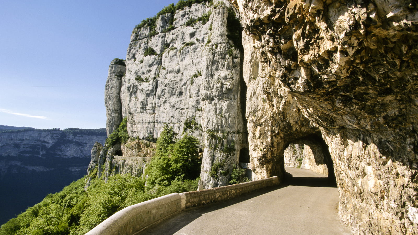 La route sublime du Combe Laval dans le Vercors Drôme