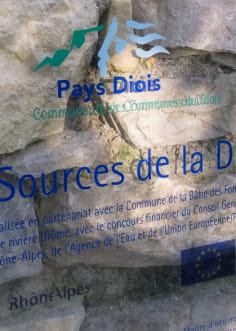 La source de la Drôme à découvrir le long de la rivière Drôme en VTT