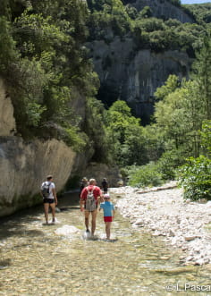 Accompagnateur de randonnée aquatique dans la Drôme